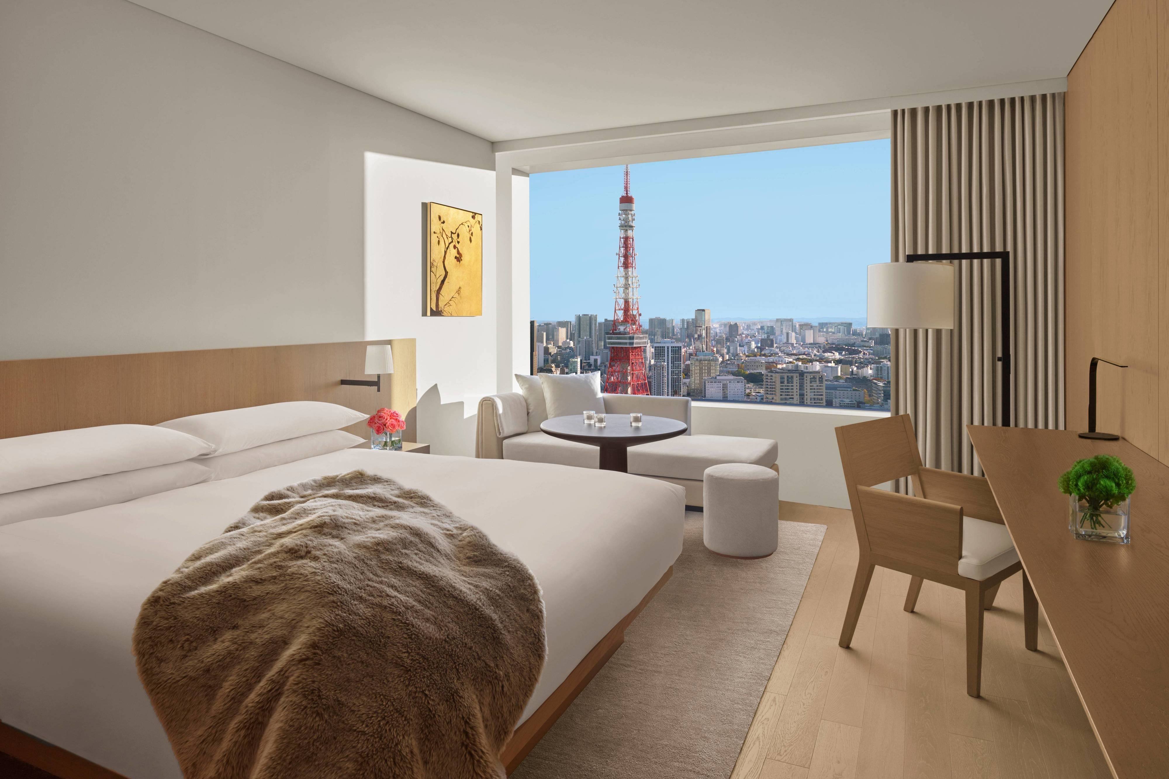 Deluxe King Tokyo Tower View room at The Tokyo EDITION, Toranomon
